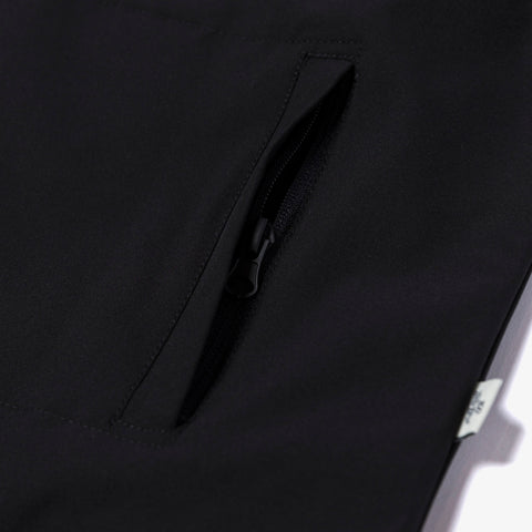 pocket zipper detail on Golf'24 Ace Windbreaker - Black