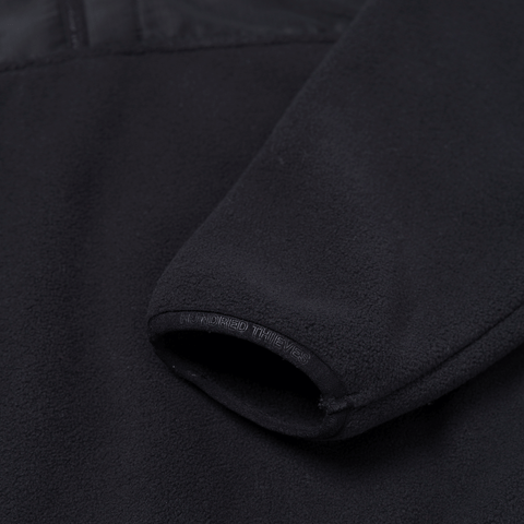 Sleeve detail on Foundations FW'24 Polar Fleece Pullover - Black