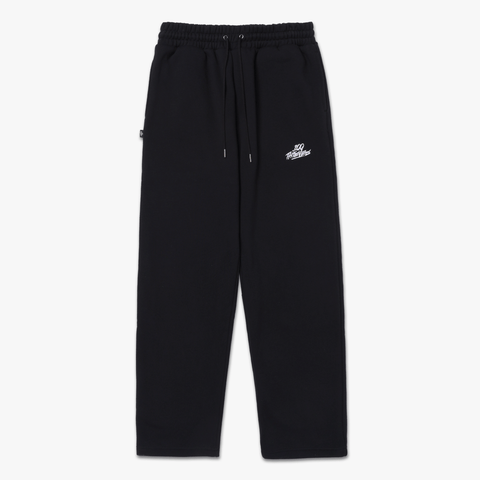 Front of Foundations FW'24 Open Leg Sweatpant - Black